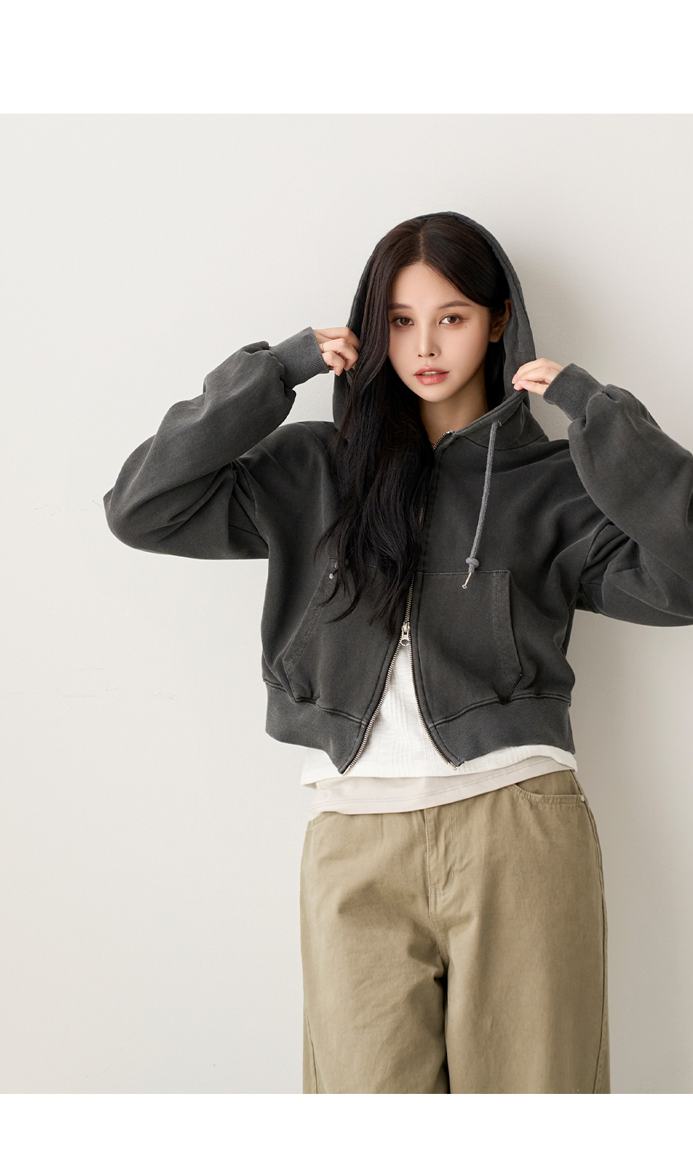 クロップドフードダブルジップポケットカラージップパーカー