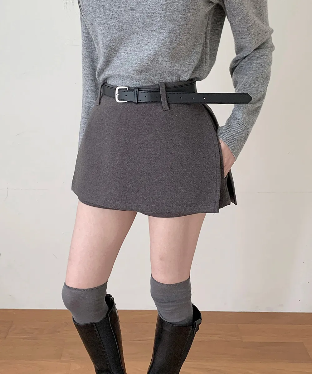 반바지 모델 착용 이미지-S2L35