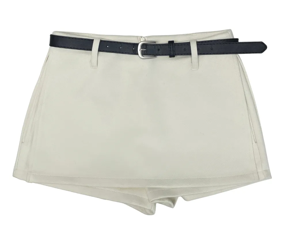 반바지 화이트 색상 이미지-S2L53