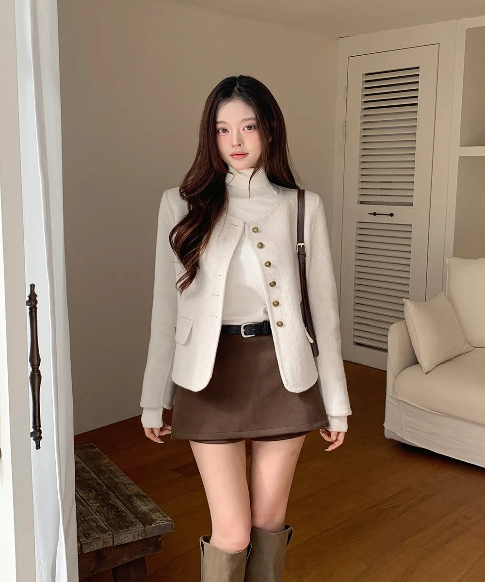 반바지 모델 착용 이미지-S4L7