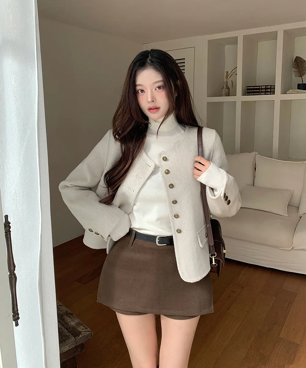 반바지 모델 착용 이미지-S2L28