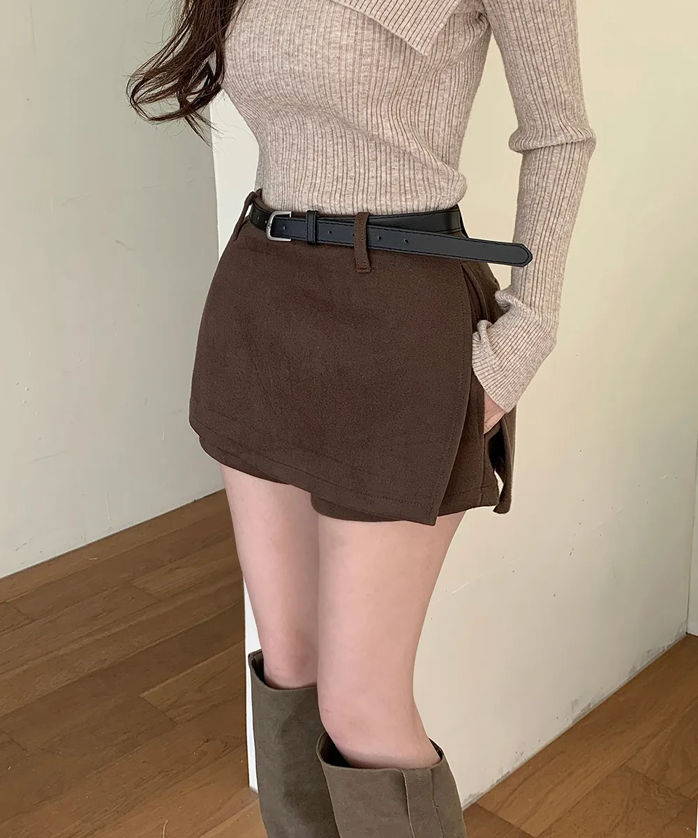 반바지 모델 착용 이미지-S2L25