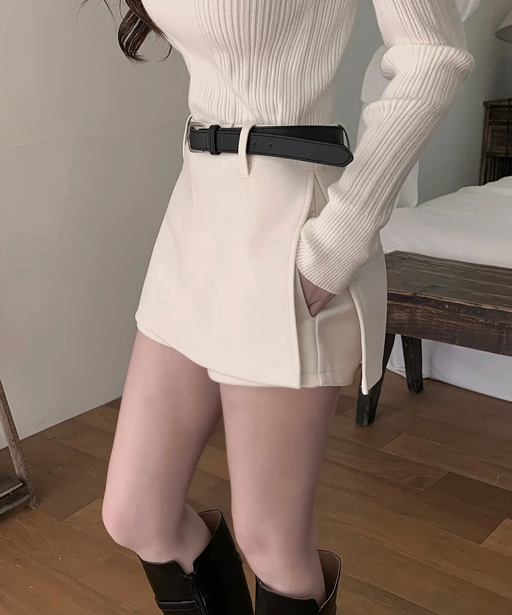 반바지 모델 착용 이미지-S2L12