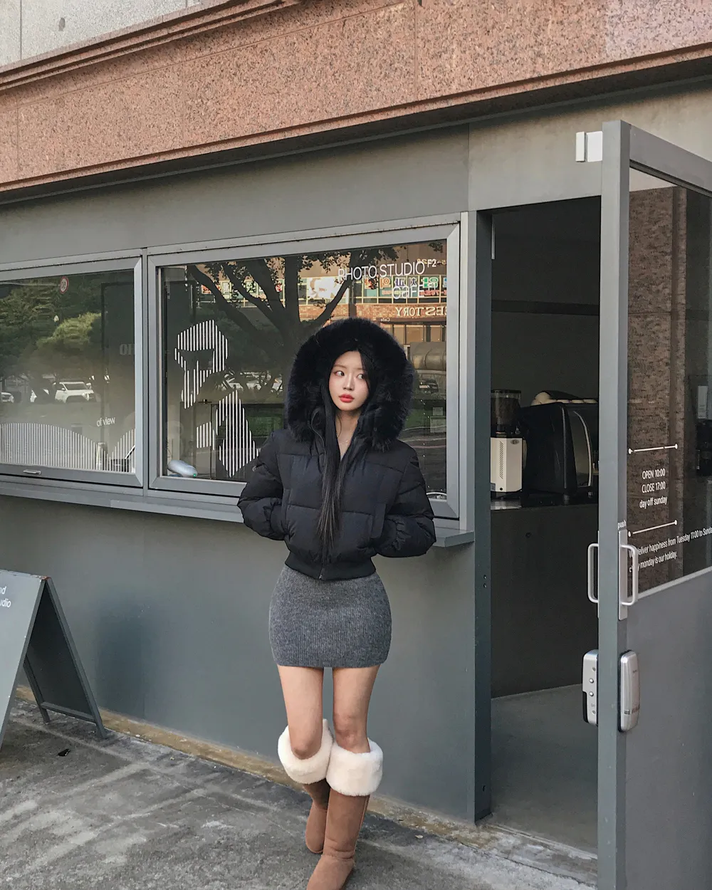 패딩 모델 착용 이미지-S1L90