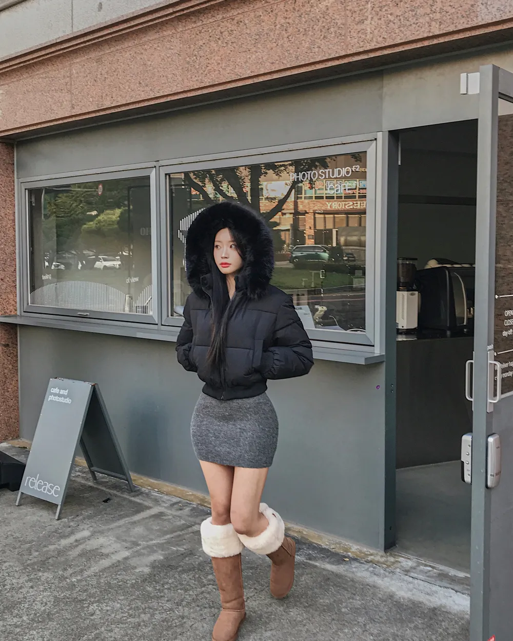 패딩 모델 착용 이미지-S1L116