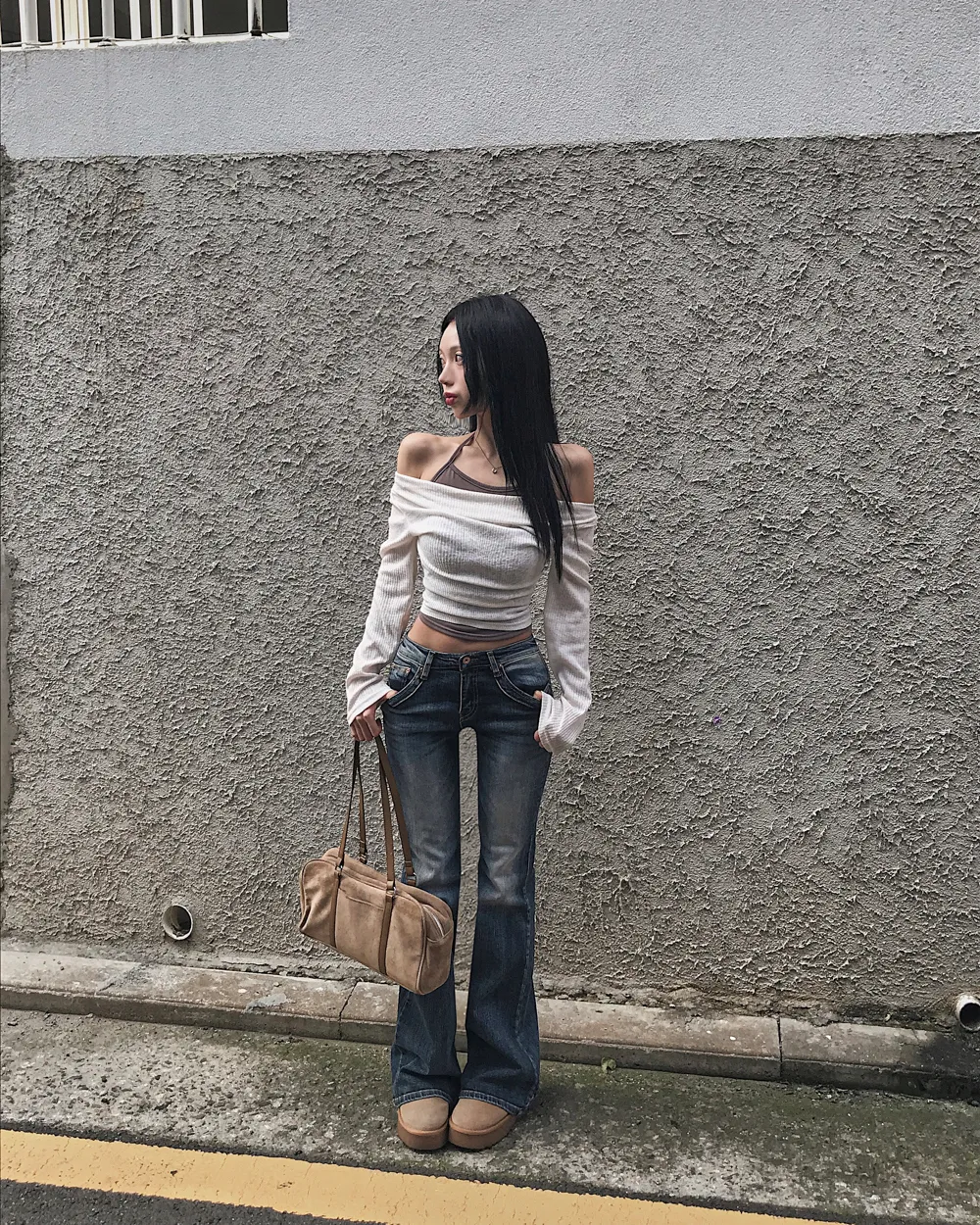 패딩 모델 착용 이미지-S1L77