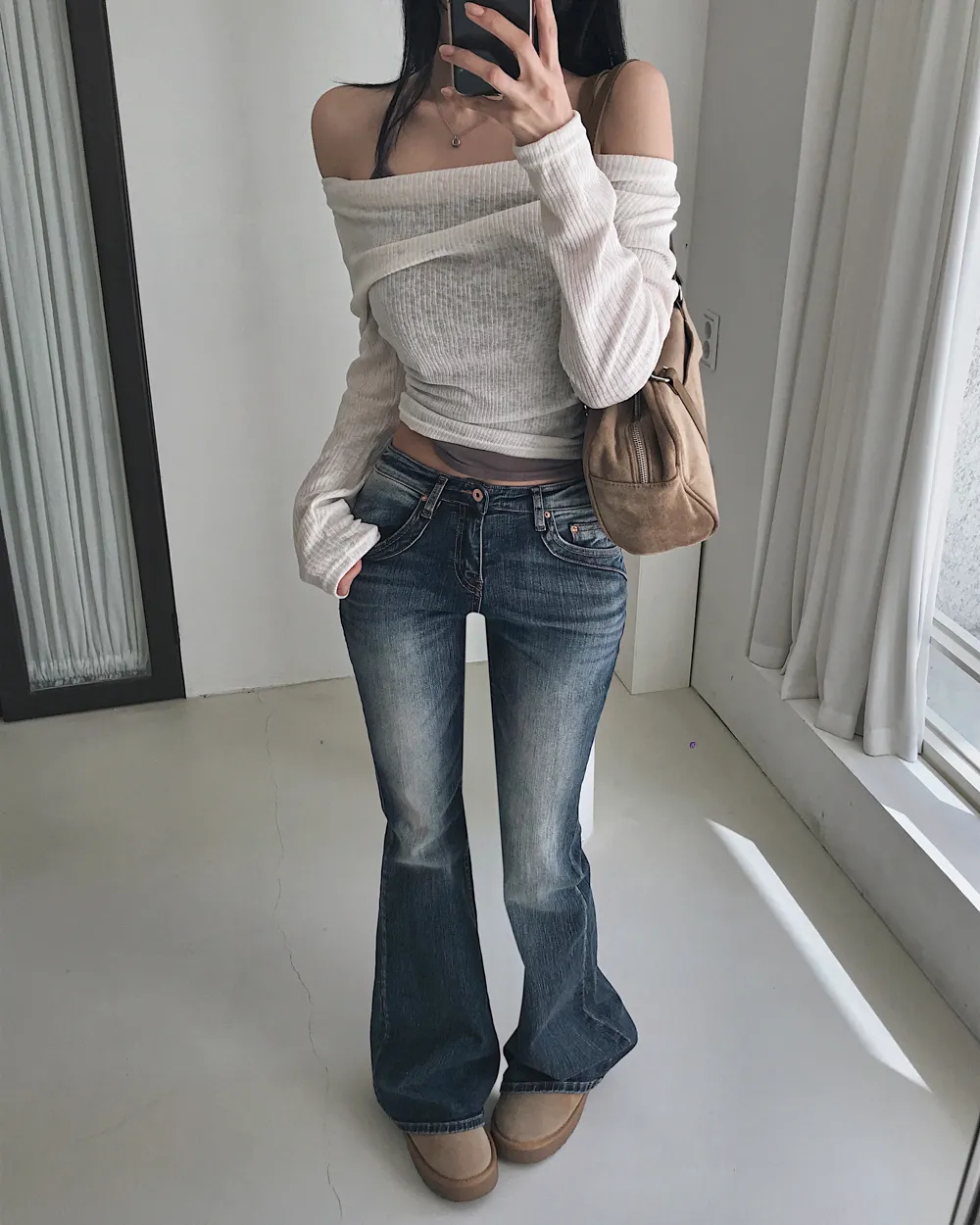 패딩 모델 착용 이미지-S1L80