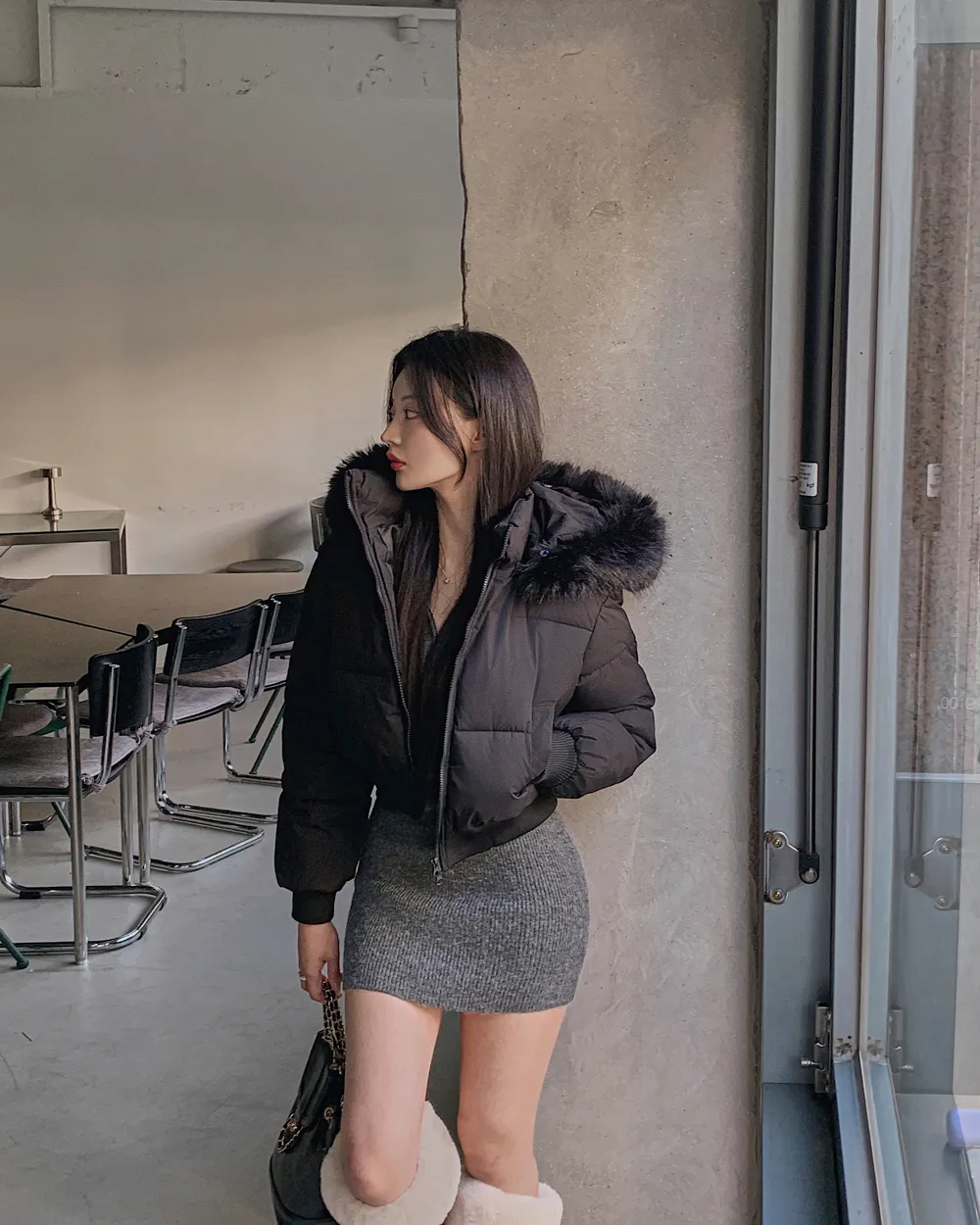 패딩 모델 착용 이미지-S1L99