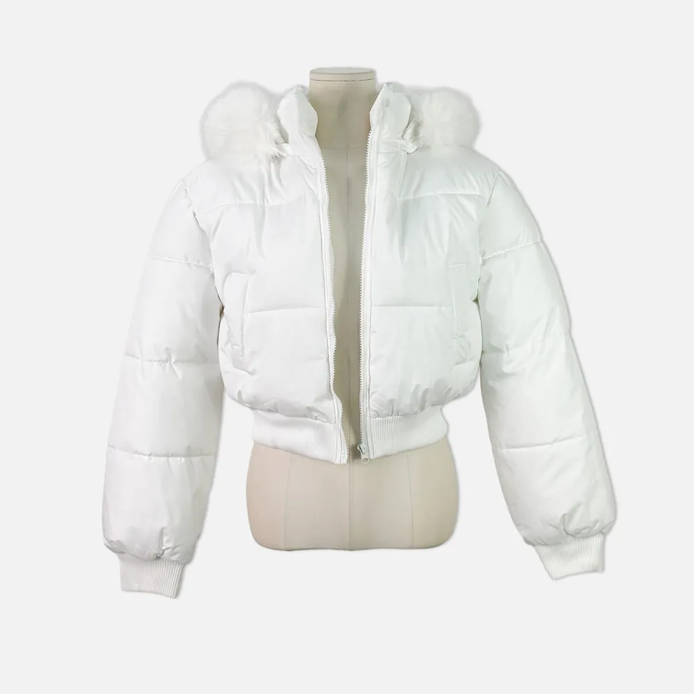 패딩 화이트 색상 이미지-S1L23