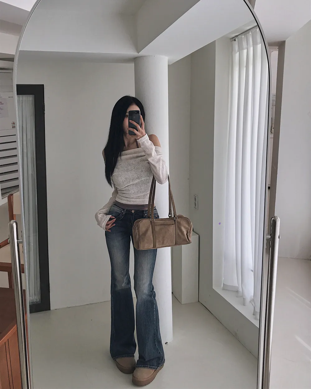 패딩 모델 착용 이미지-S1L81