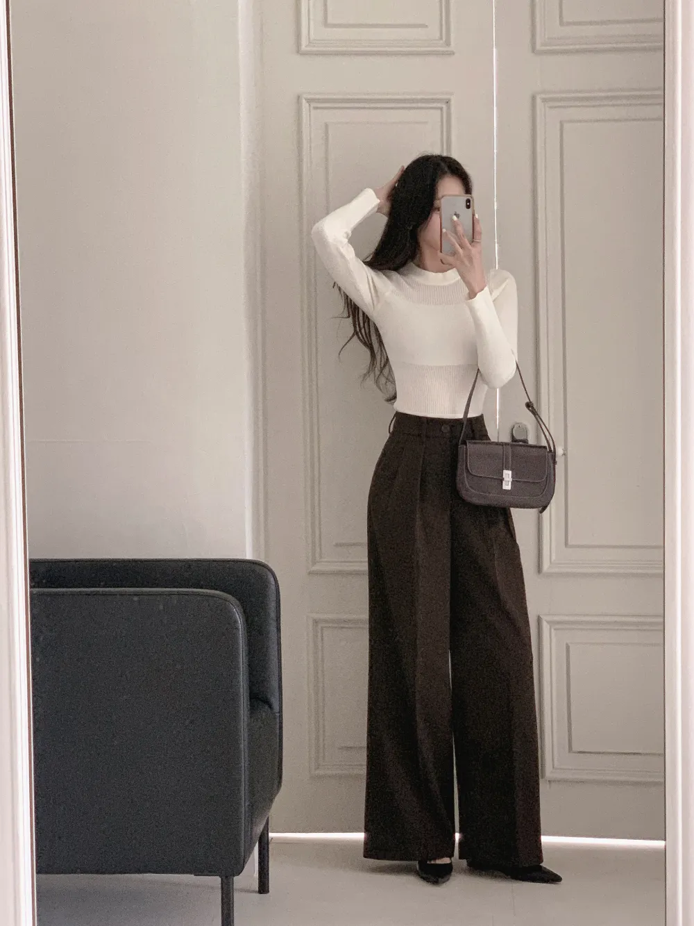 긴팔 티셔츠 모델 착용 이미지-S1L51