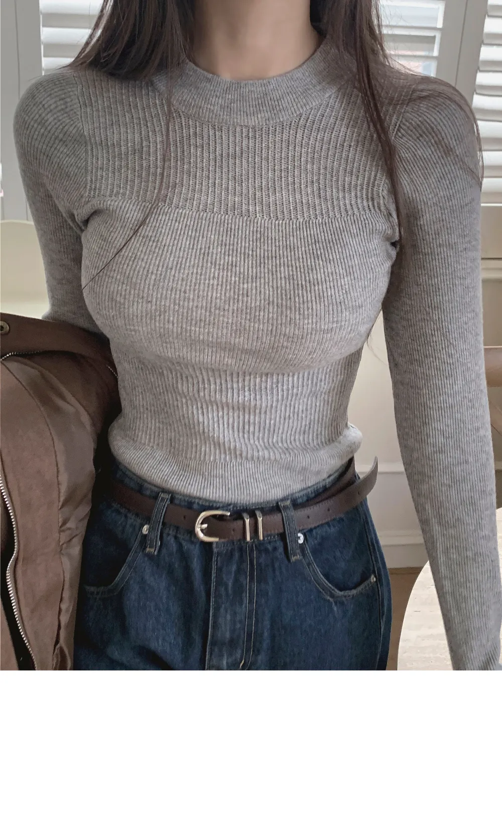 긴팔 티셔츠 모델 착용 이미지-S2L9