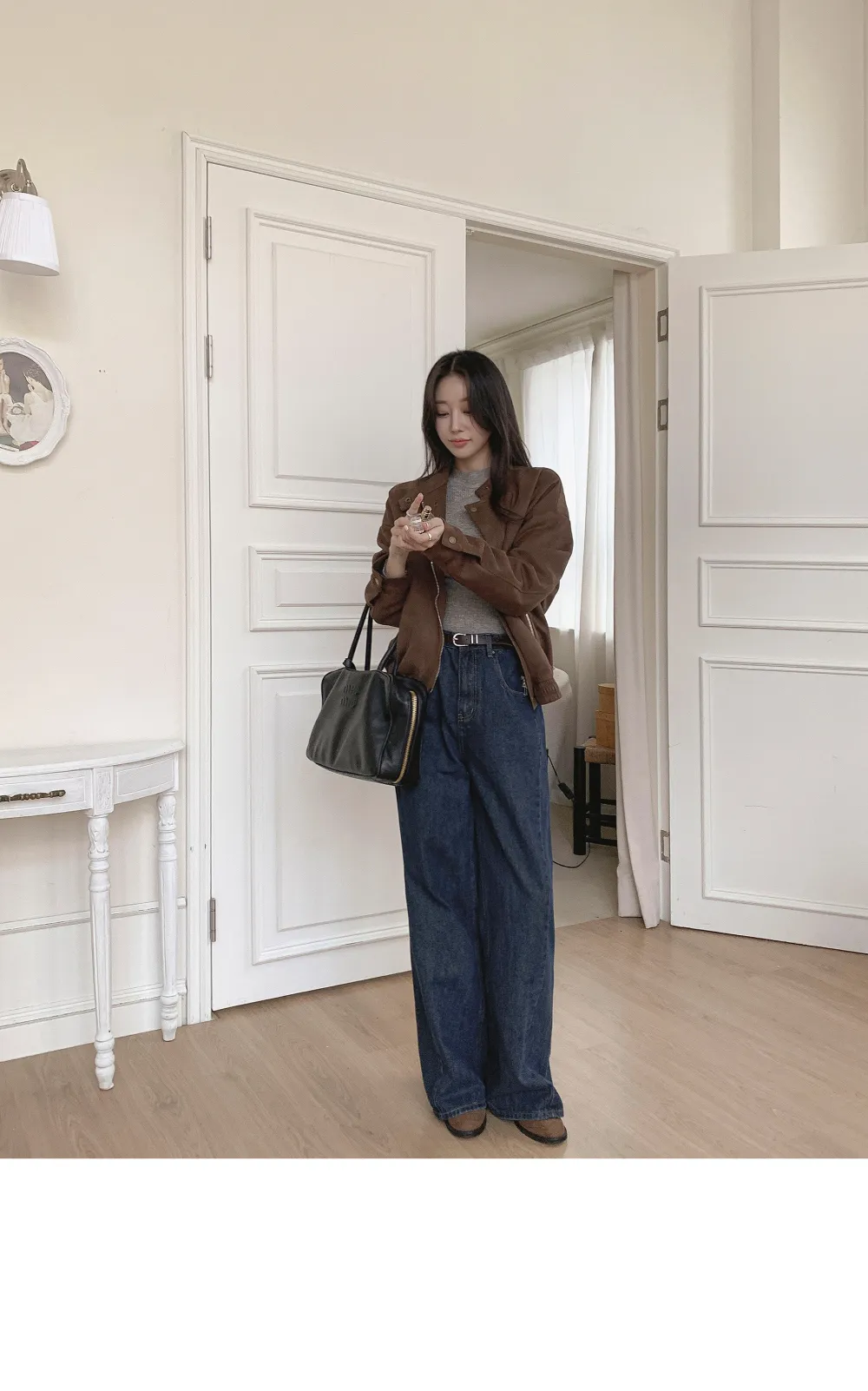 긴팔 티셔츠 모델 착용 이미지-S2L14