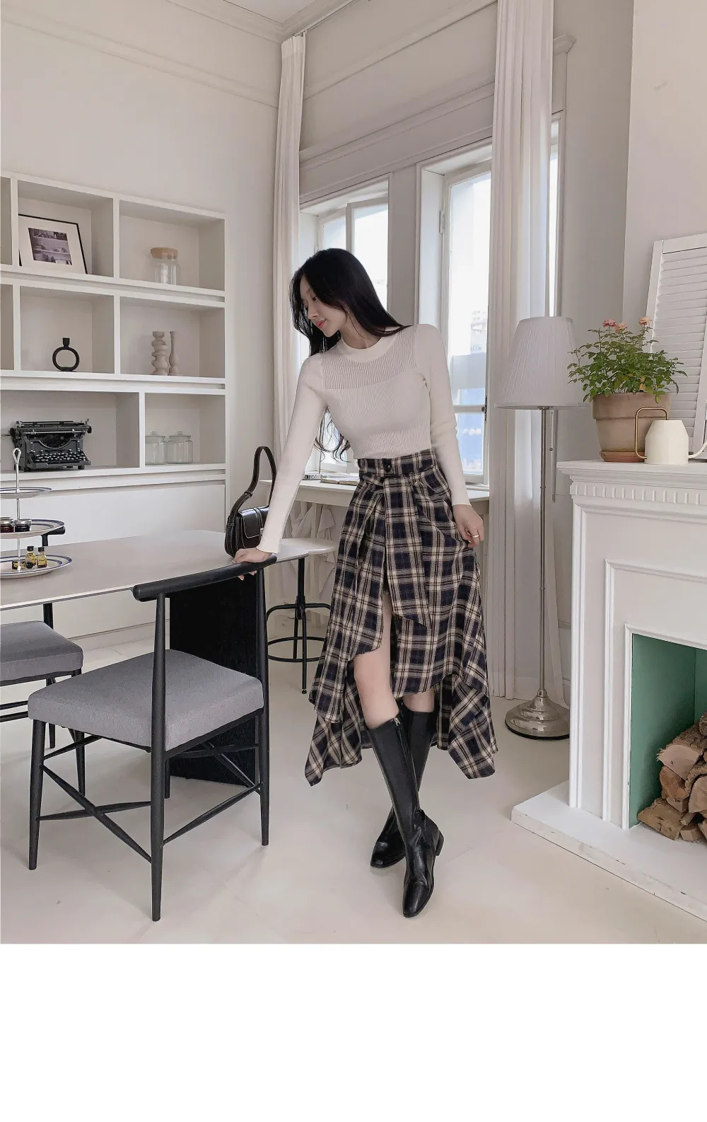 긴팔 티셔츠 모델 착용 이미지-S3L23