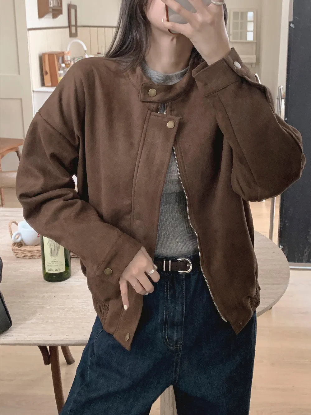 긴팔 티셔츠 모델 착용 이미지-S2L27