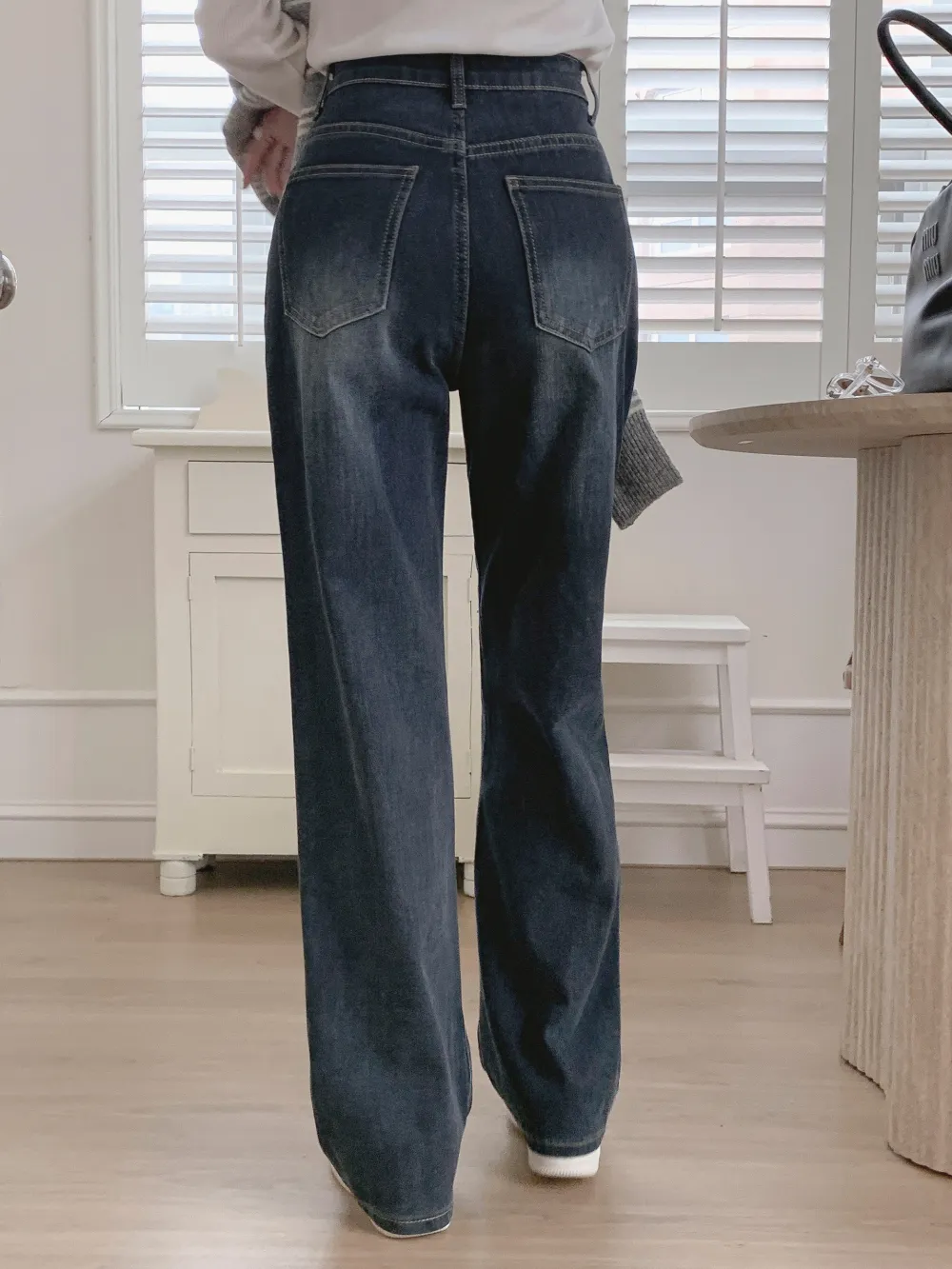 재킷 모델 착용 이미지-S1L50