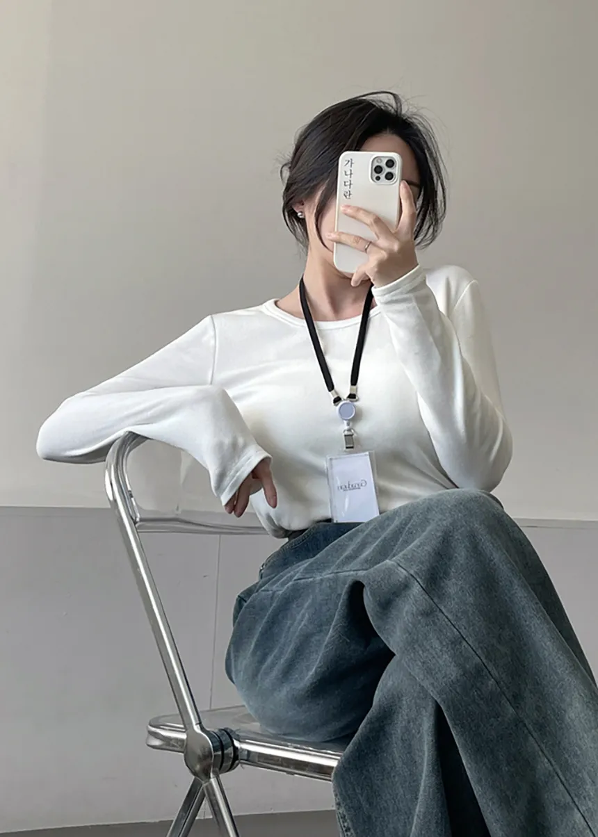 악세사리 모델 착용 이미지-S20L14