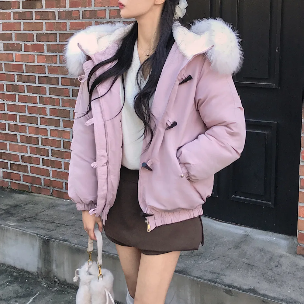 패딩 모델 착용 이미지-S1L89