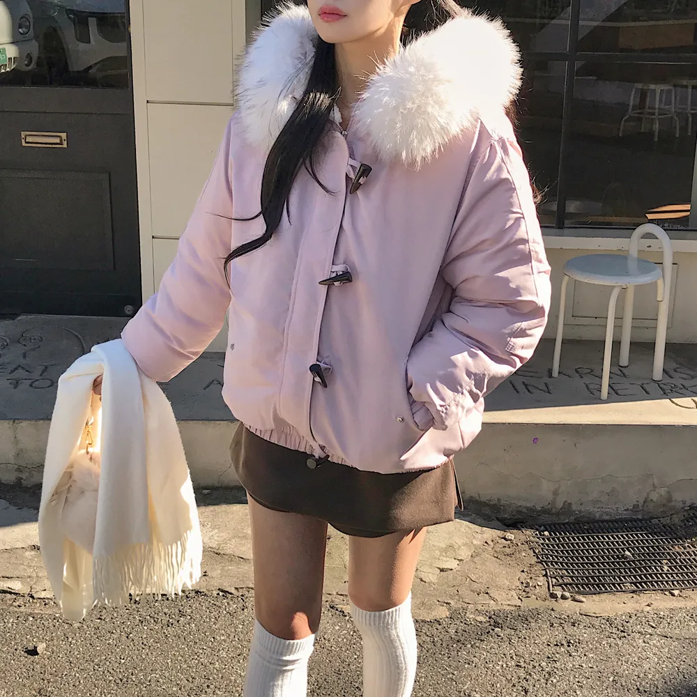 패딩 모델 착용 이미지-S1L102