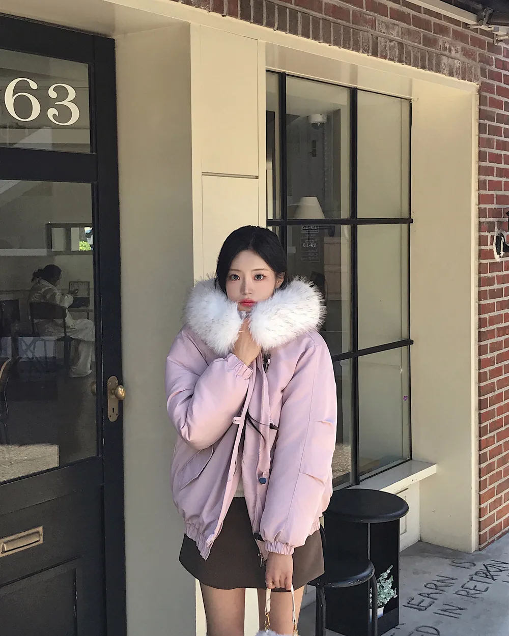 패딩 모델 착용 이미지-S1L110