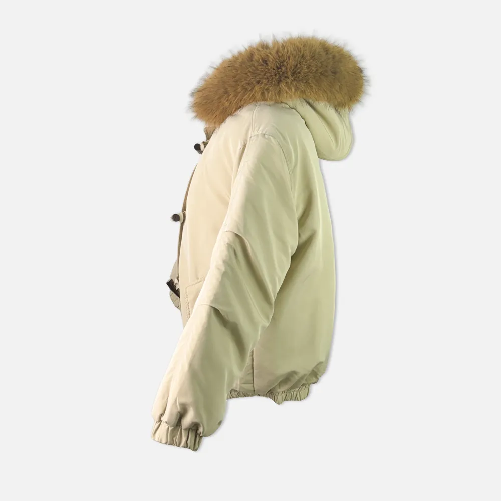 패딩 모델 착용 이미지-S1L140