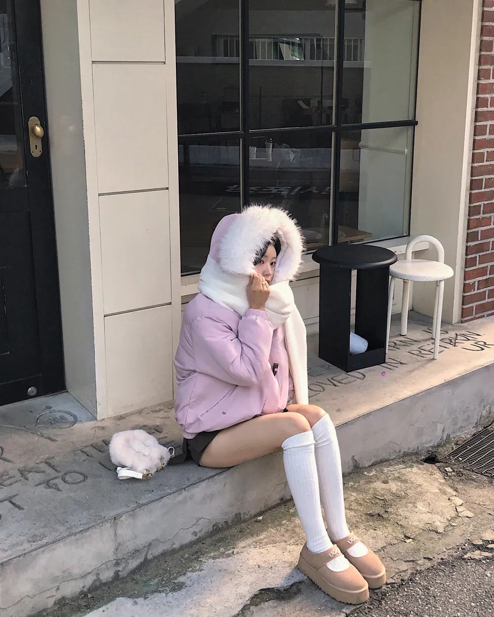 패딩 모델 착용 이미지-S1L118