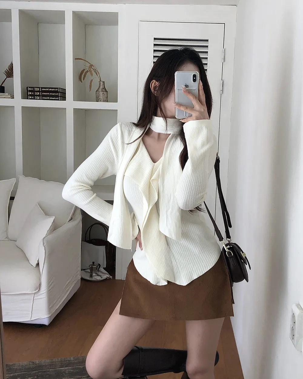 반바지 모델 착용 이미지-S3L23