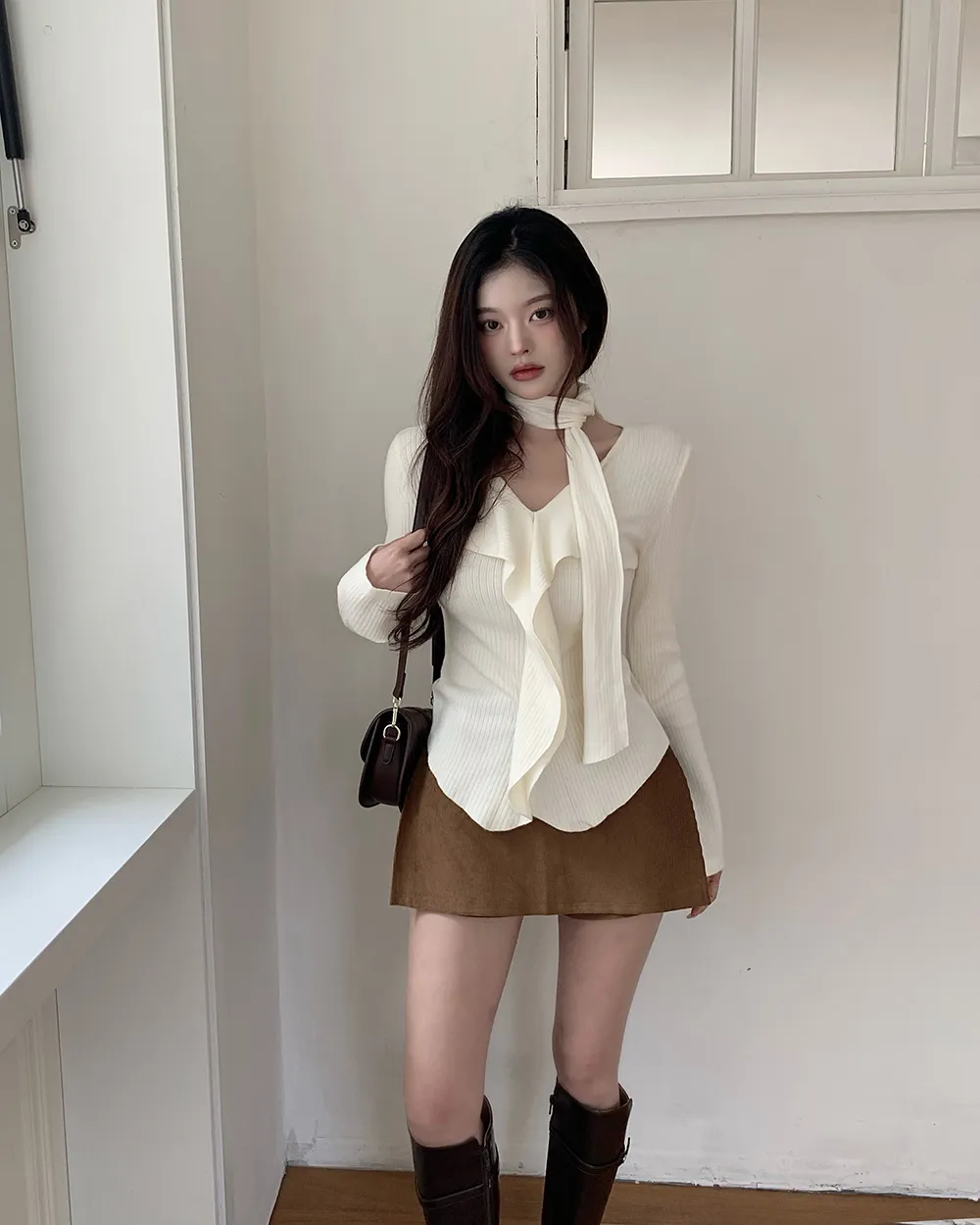 반바지 모델 착용 이미지-S3L25