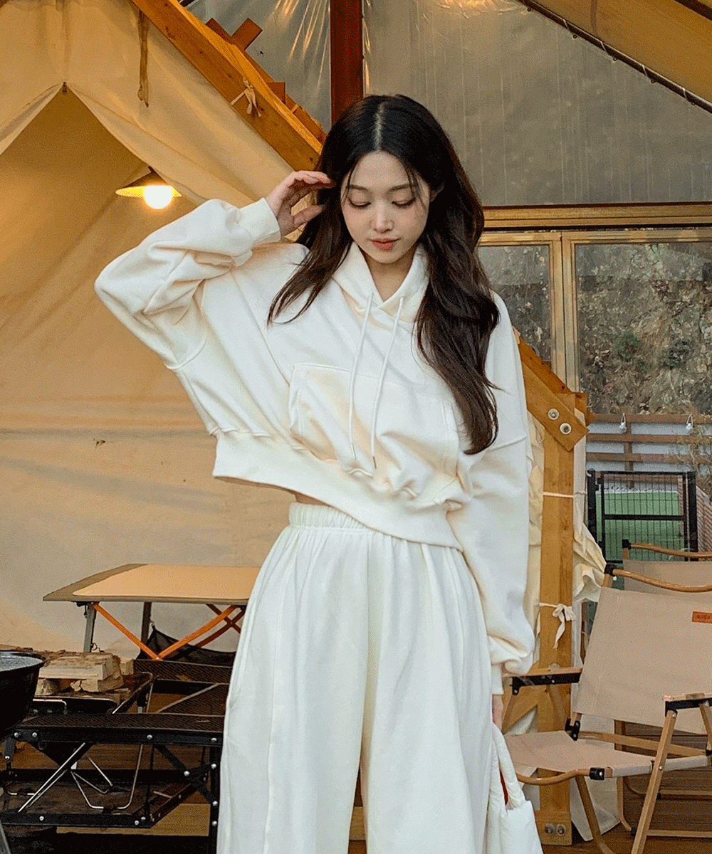 フードドローストリングクロップドカンガルーポケットカラーパーカー