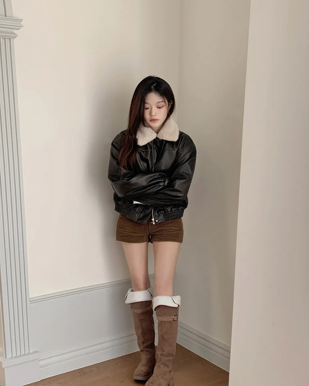 반바지 모델 착용 이미지-S2L26