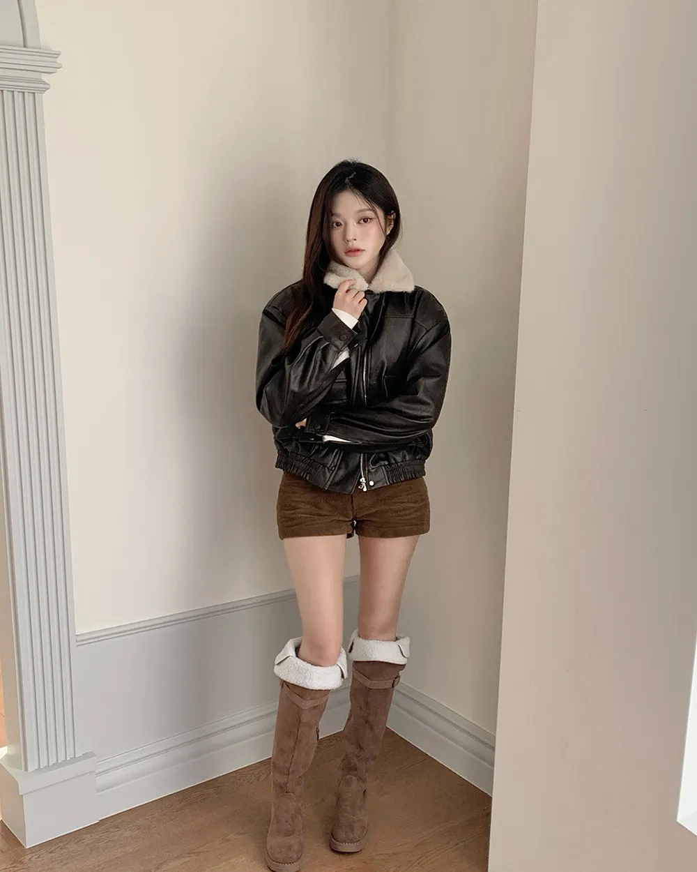 반바지 모델 착용 이미지-S2L25