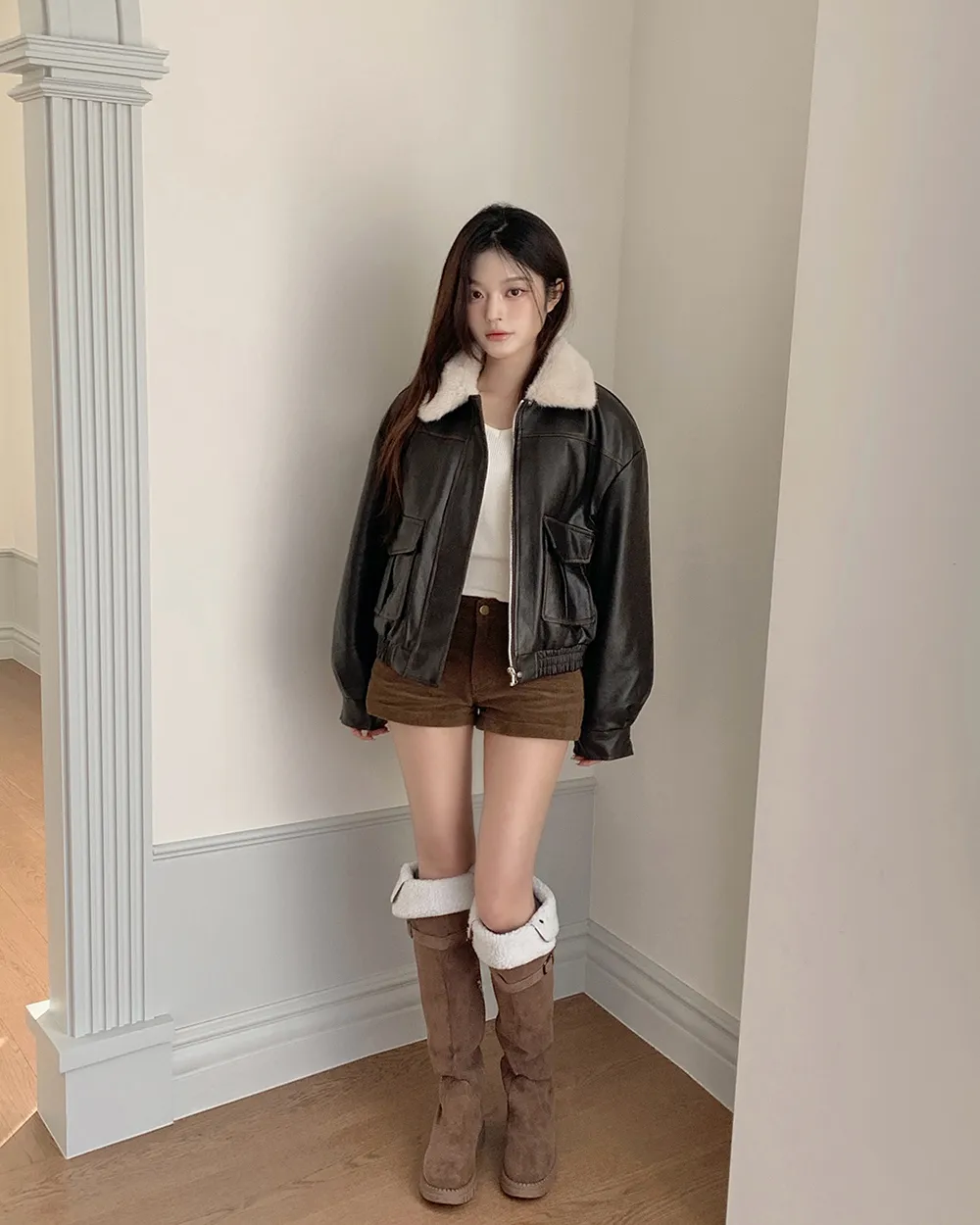 반바지 모델 착용 이미지-S2L24