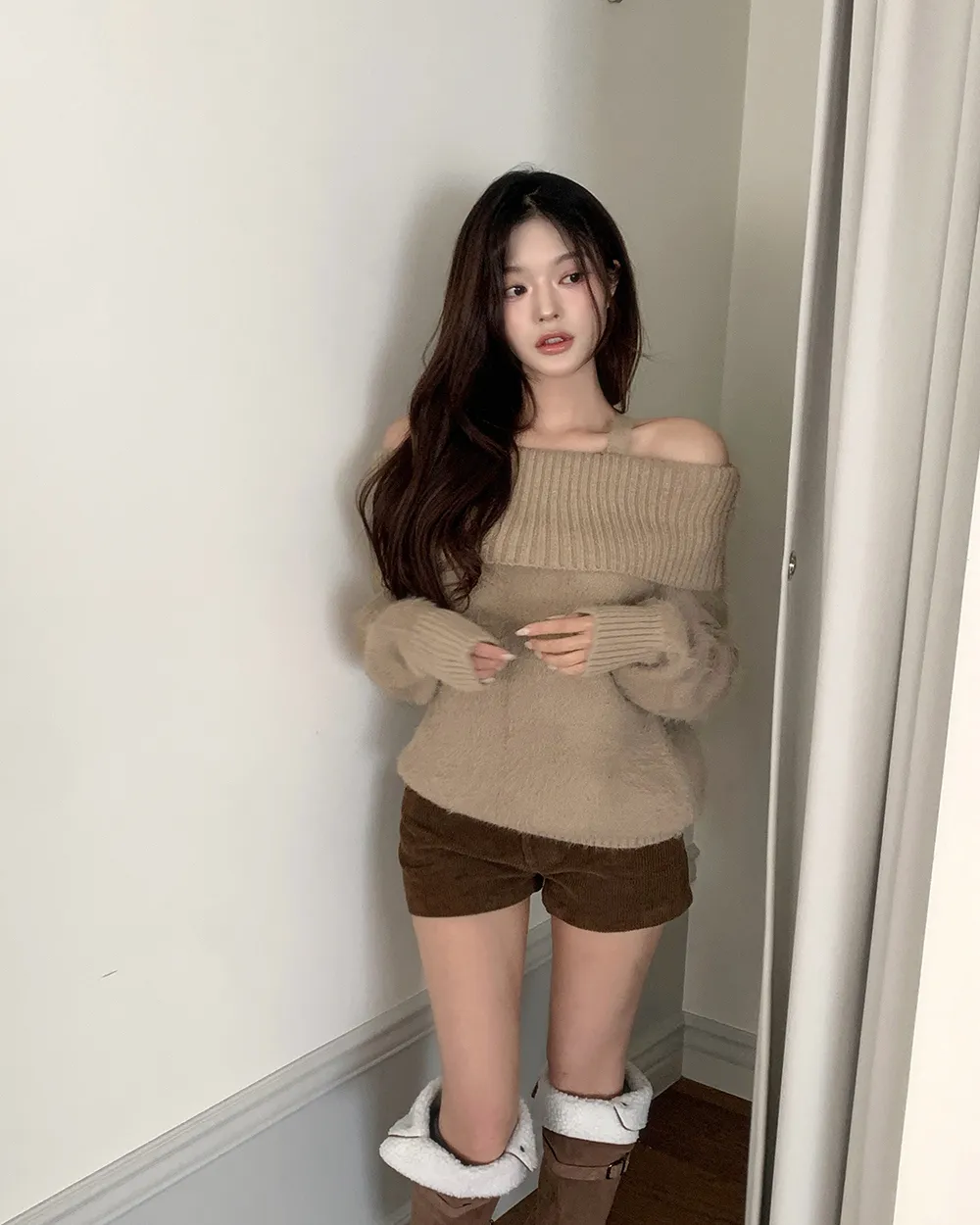 반바지 모델 착용 이미지-S2L9