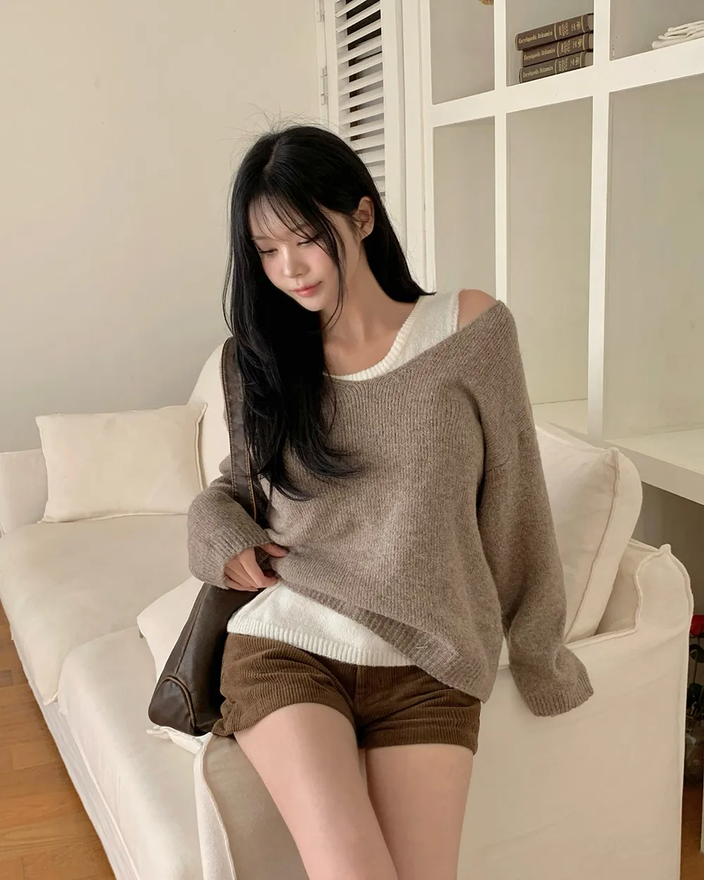 반바지 모델 착용 이미지-S3L16