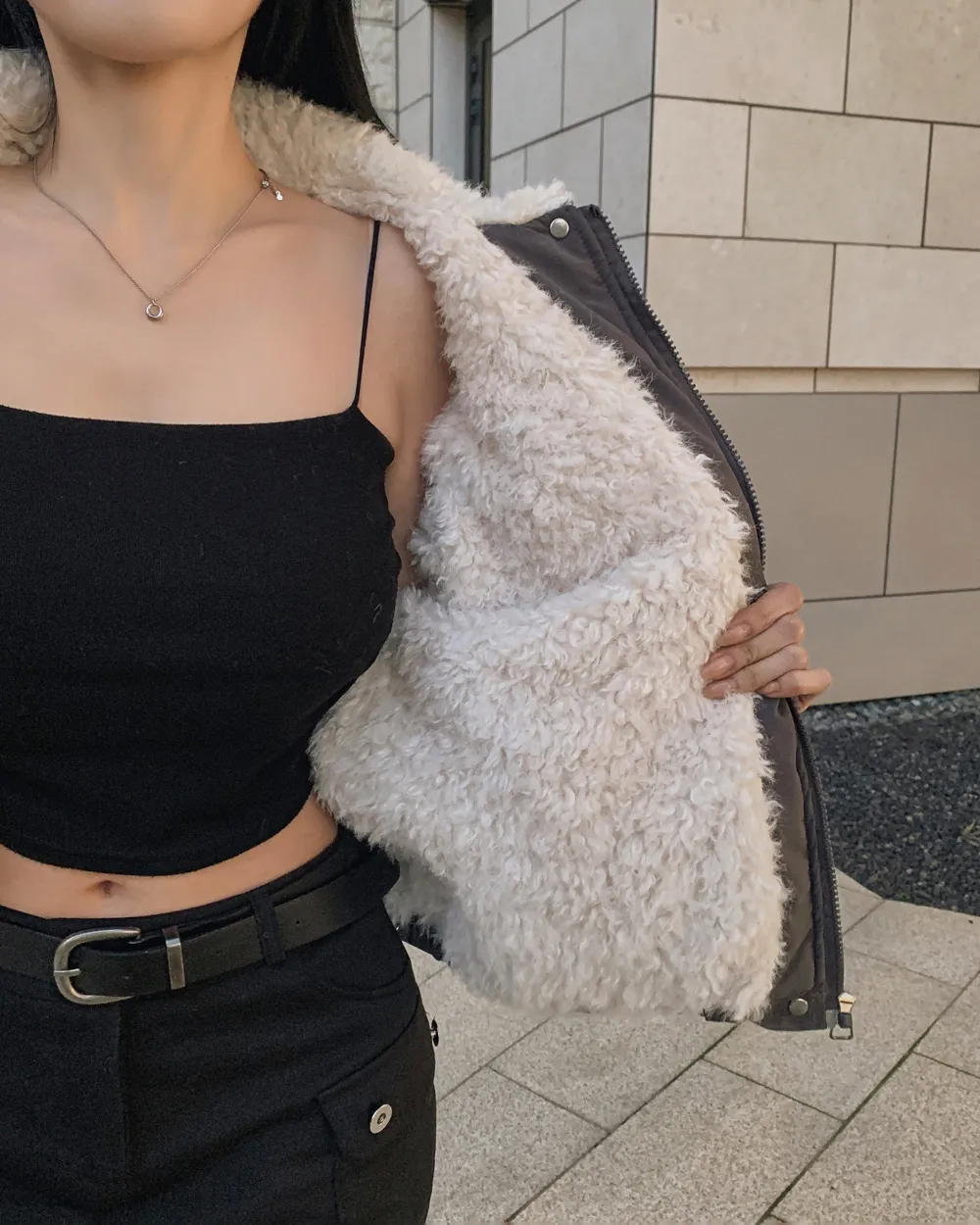 신발 모델 착용 이미지-S1L57