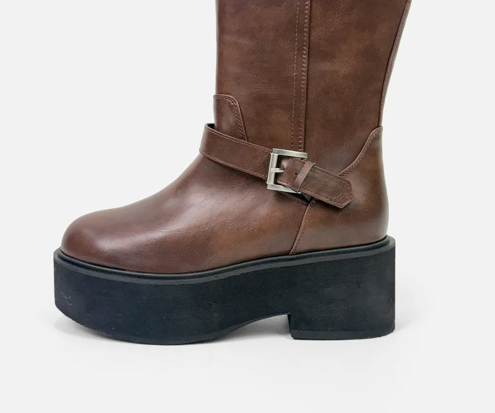 신발 화이트 색상 이미지-S1L25