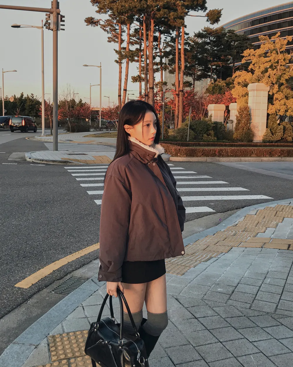 신발 모델 착용 이미지-S1L53