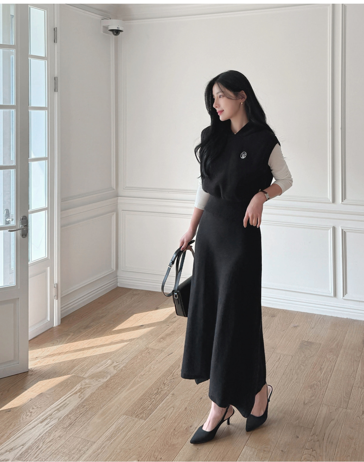 ニットフードウエストゴムスリムロング刺繍セットアップスカートベスト