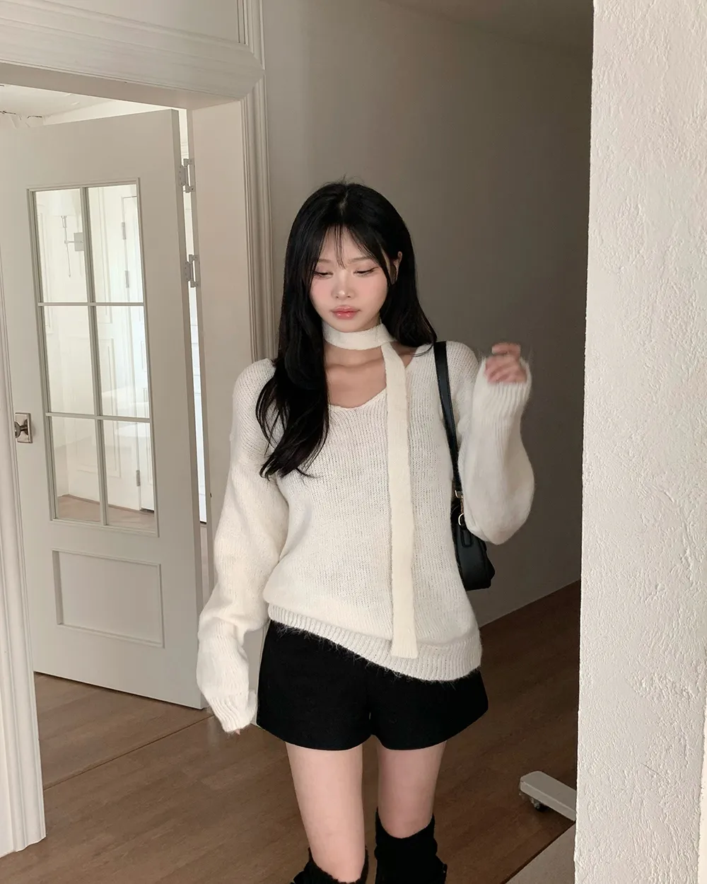 반바지 모델 착용 이미지-S3L7