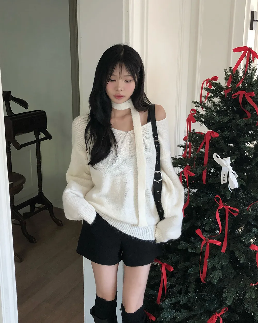 반바지 모델 착용 이미지-S3L1