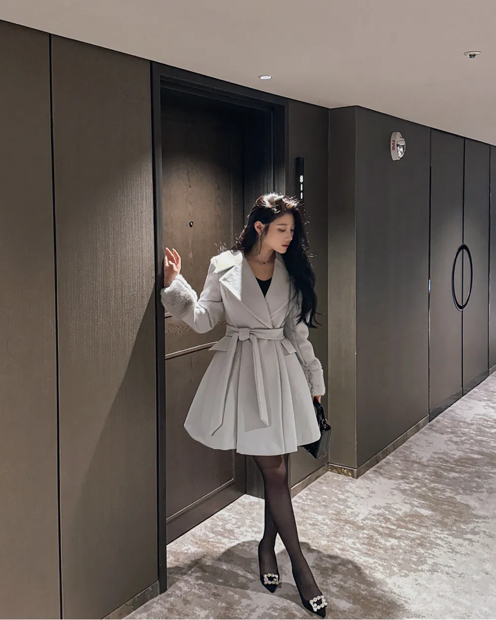 코트 모델 착용 이미지-S1L55