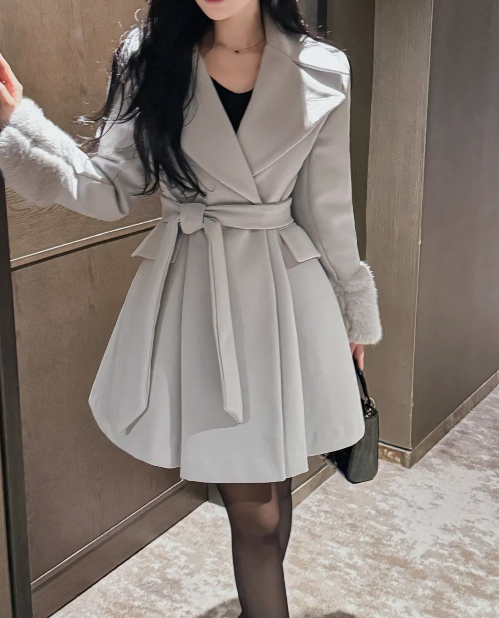 코트 모델 착용 이미지-S1L73