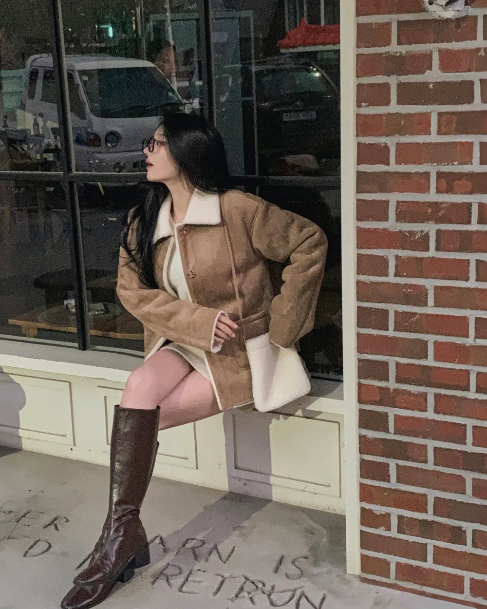 코트 모델 착용 이미지-S1L67