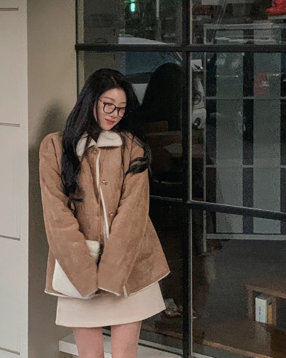 코트 모델 착용 이미지-S1L59