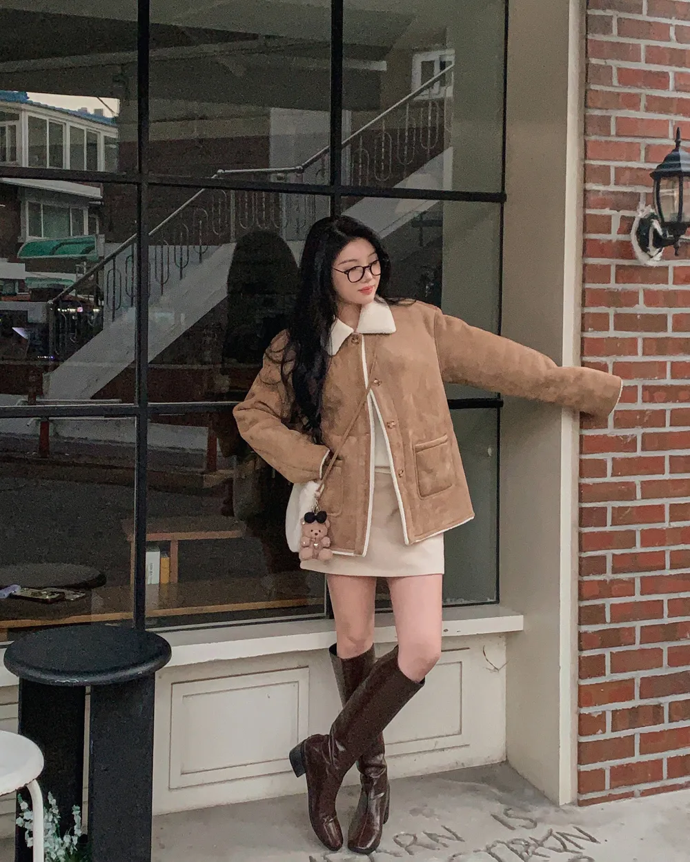 코트 모델 착용 이미지-S1L48