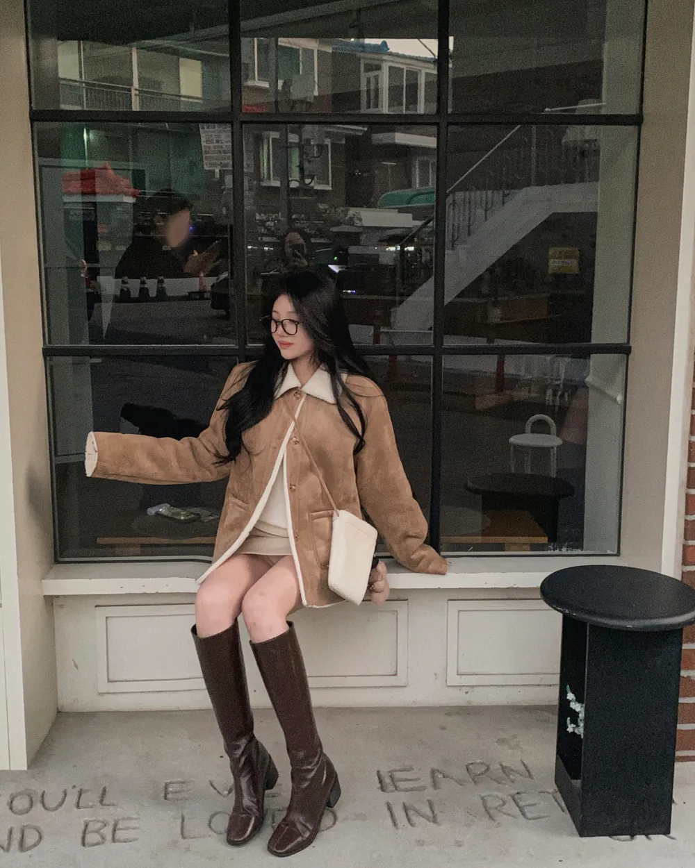 코트 모델 착용 이미지-S1L66