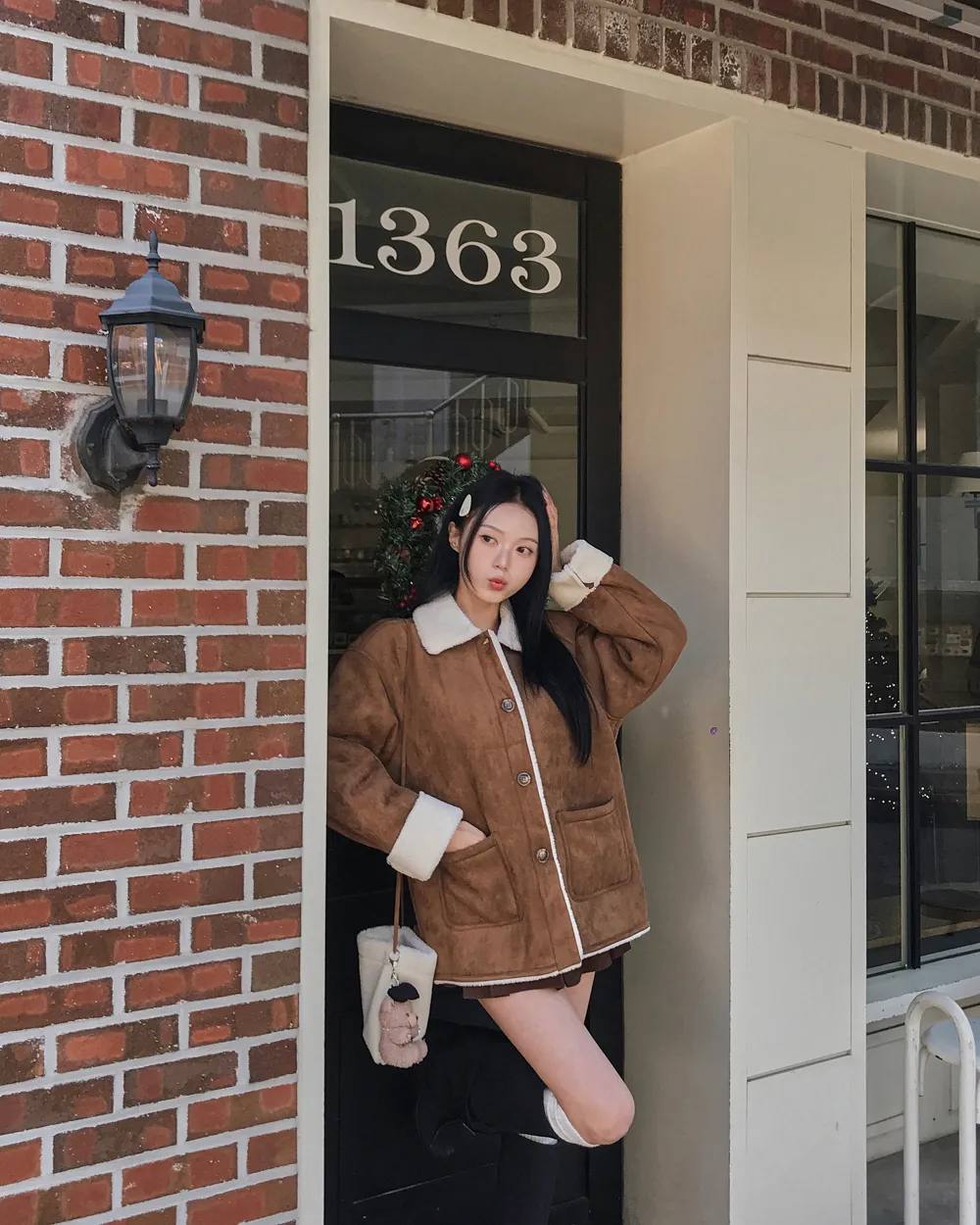 코트 모델 착용 이미지-S1L77