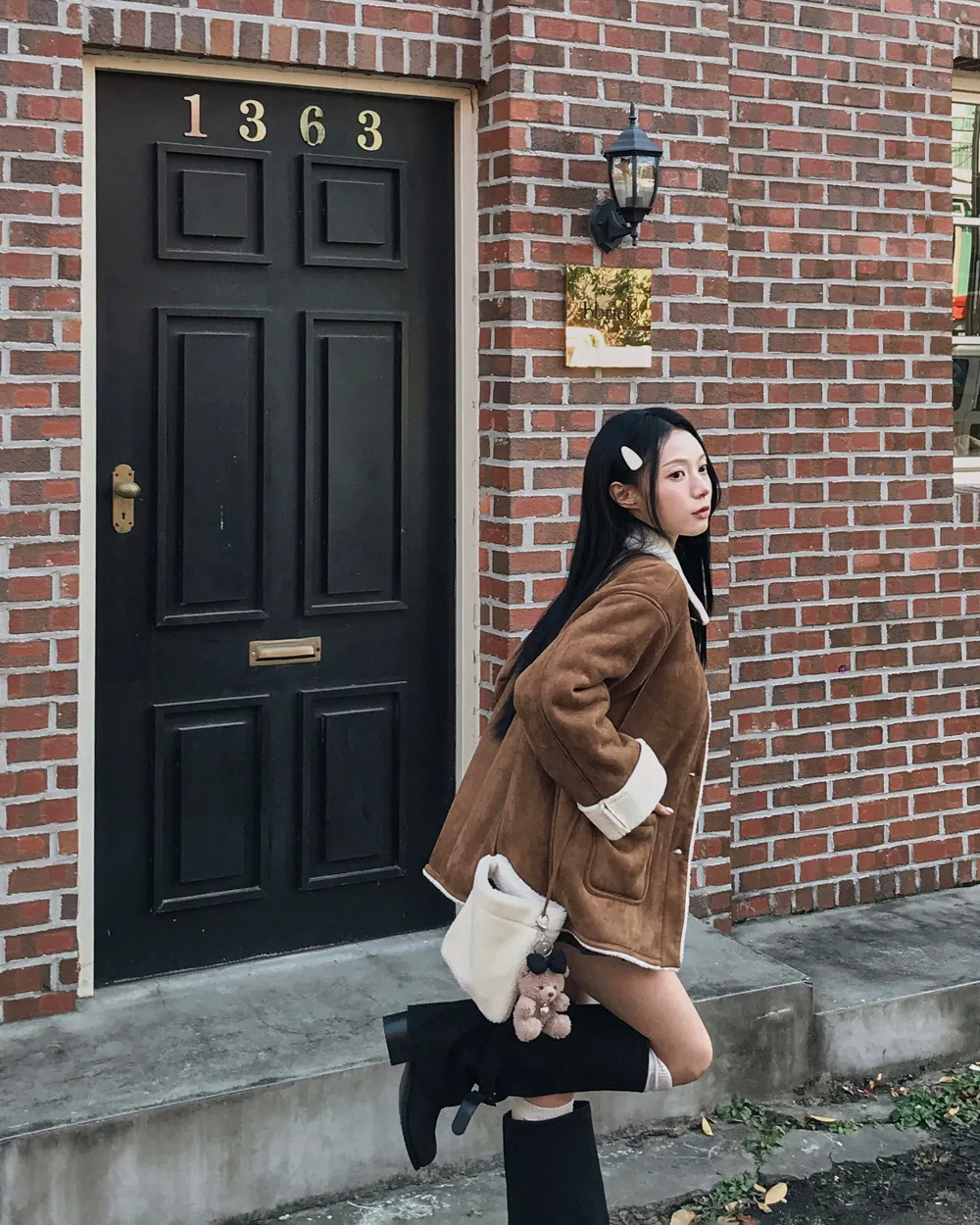 코트 모델 착용 이미지-S1L84