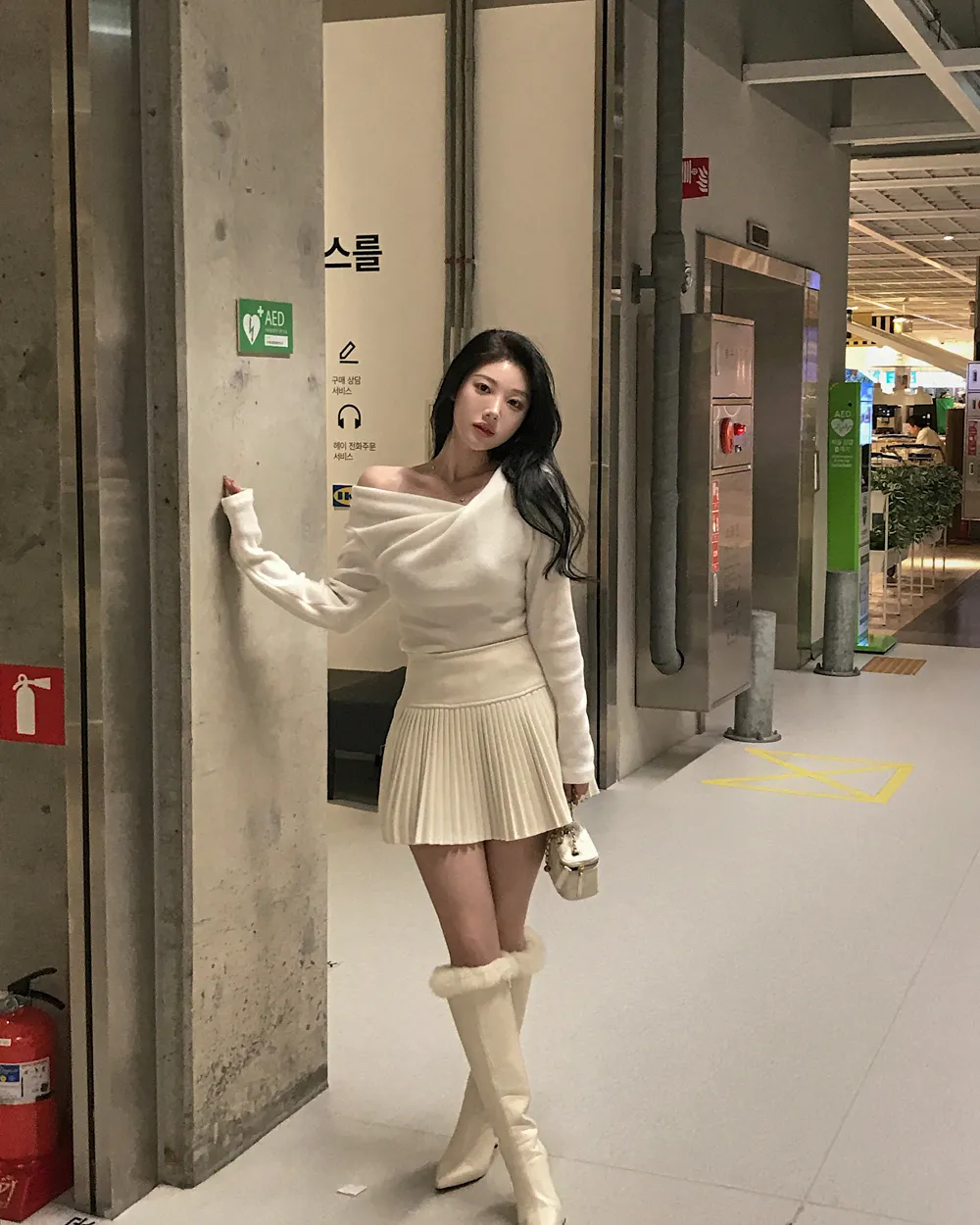 재킷 모델 착용 이미지-S1L47