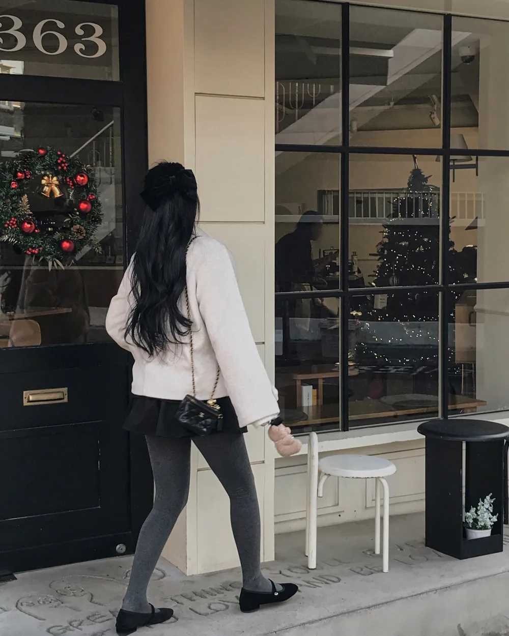 코트 모델 착용 이미지-S1L51